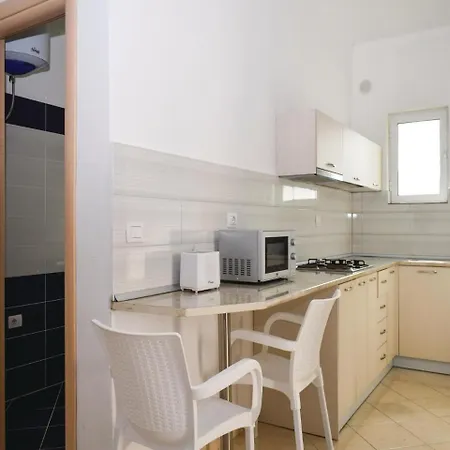 Apartment One-bedroom In Vlore